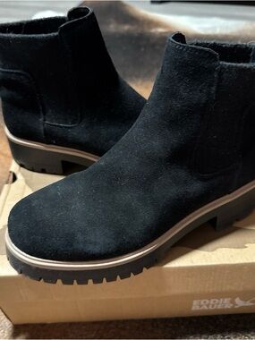 Eddie Bauer Black Suede Chelsea Lug Sole Booties